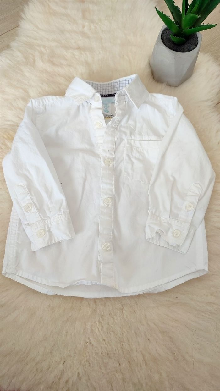 Belle petite chemise blanche