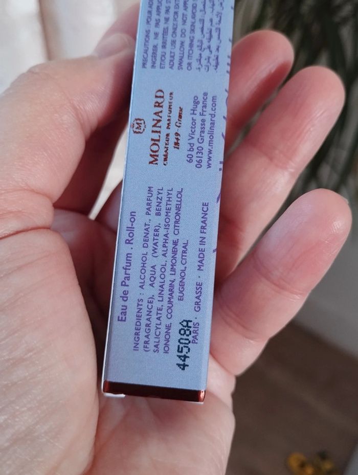 Eau de parfum Miréa, roll-on
Molinard   7,5ml - photo numéro 4