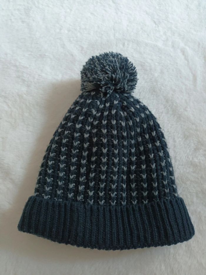 Bonnet marine & gris avec pompon très chaud intérieur polaire taille 10 / 12 ans - photo numéro 3