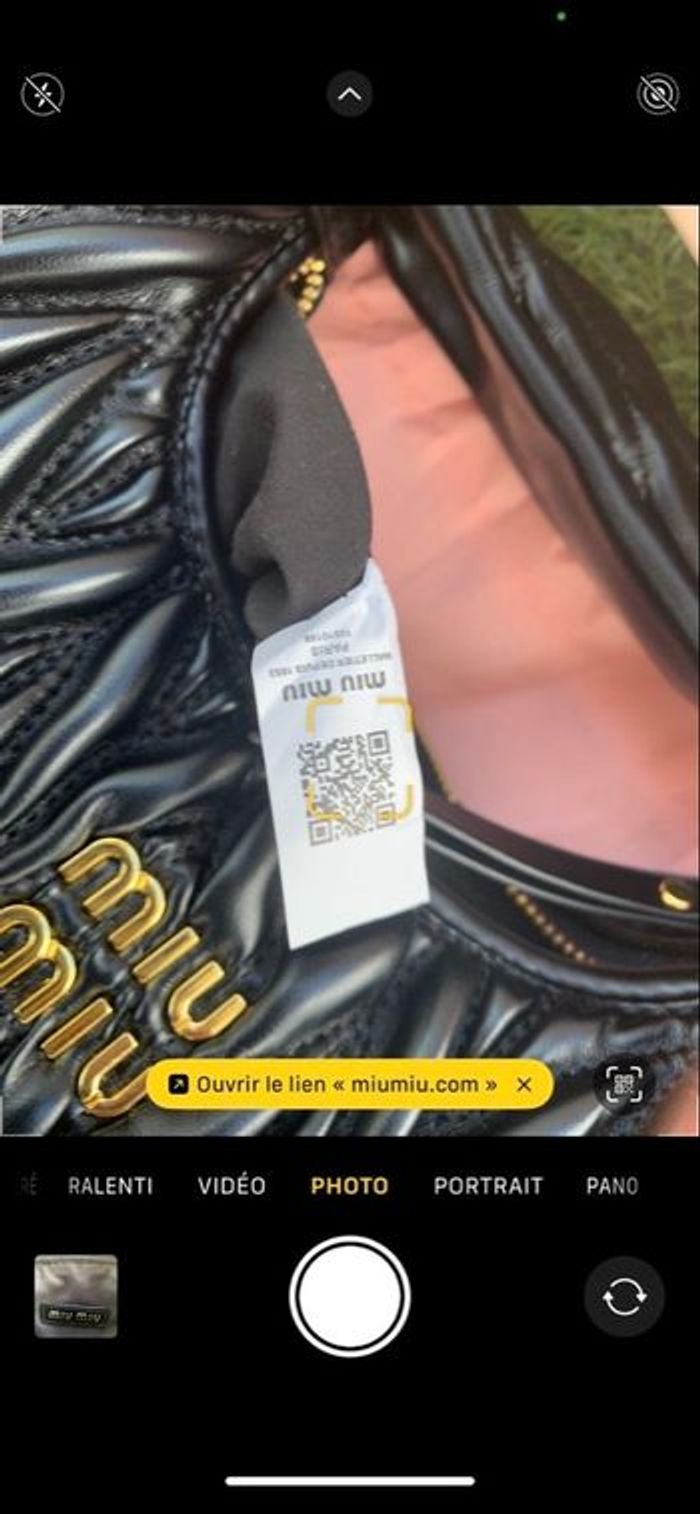 Sac Miu Miu – Cuir matelassé noir – État neuf - photo numéro 4