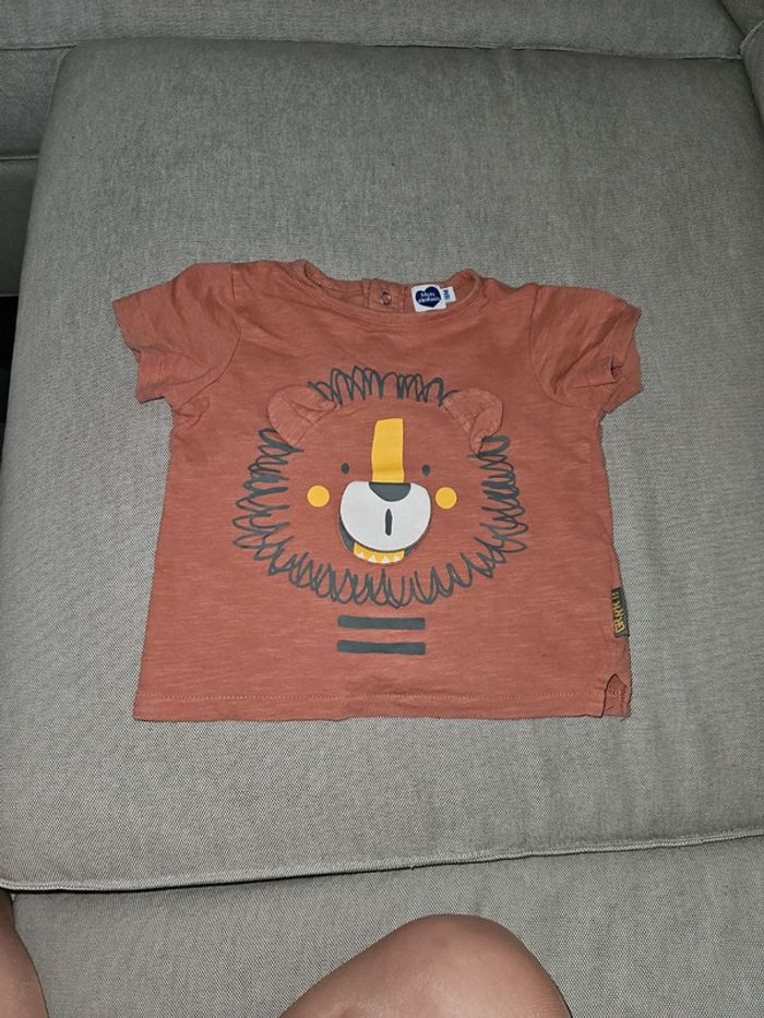 Tee-shirt
