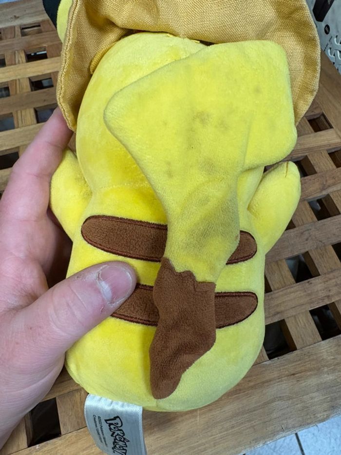 Peluche pokemon pikachu - photo numéro 4