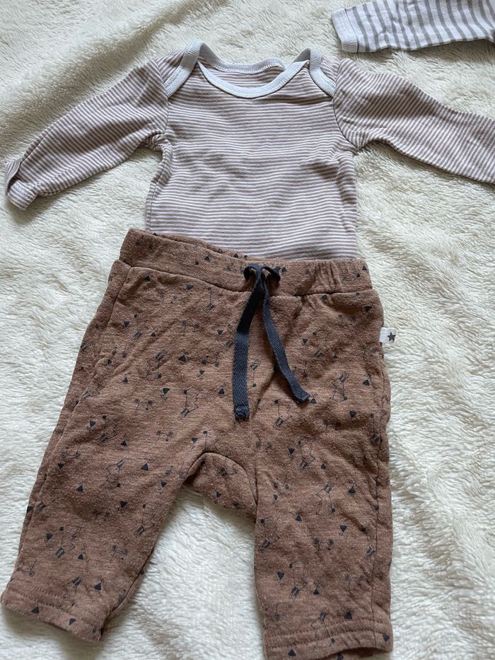 Ensemble pantalon et body - photo numéro 2