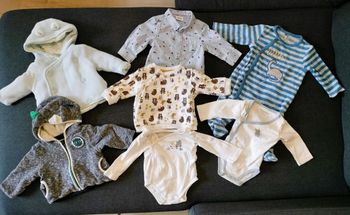 Lot vêtements bébé