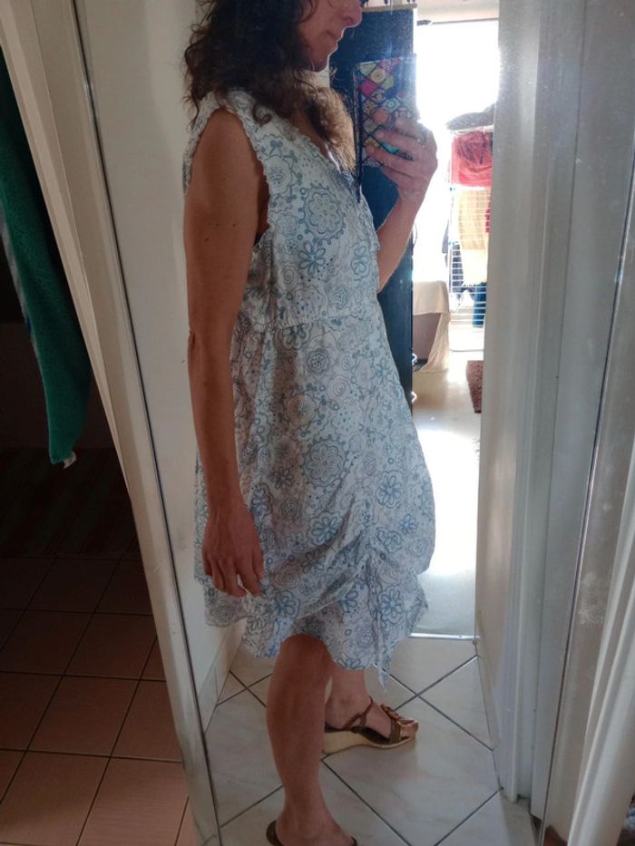 Robe fantaisie 48 blanche bleu grise Fantaisie c19 - photo numéro 2