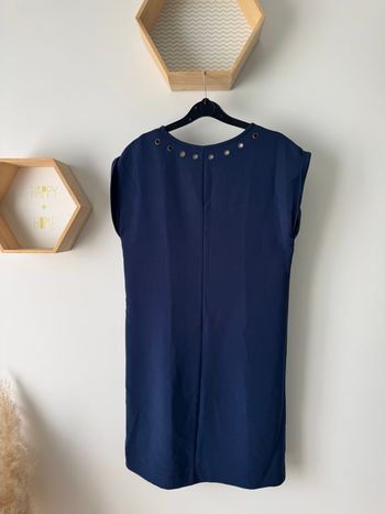 Jolie robe bleue marine