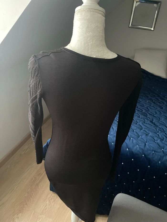 Robe moulante - photo numéro 4