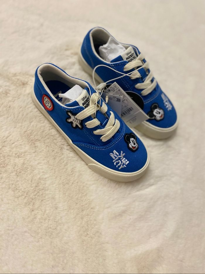 Basket mickey Zara bleu - photo numéro 2