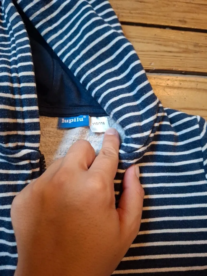 Veste taille 5/6 ans - photo numéro 2