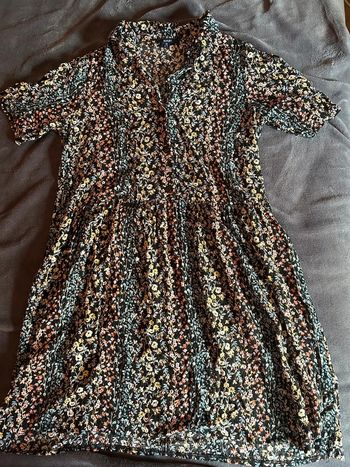 Robe fleurie manche courte