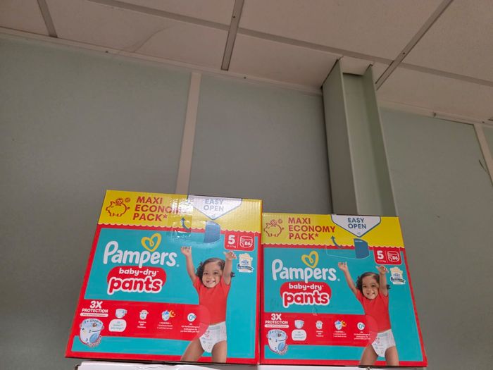 2 maxi economy pack Pampers BD Pants T5
