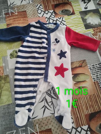 Pyjama 1 mois