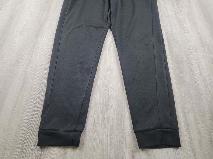 Jogging Champion M noir – zip poches – très propre - photo numéro 6