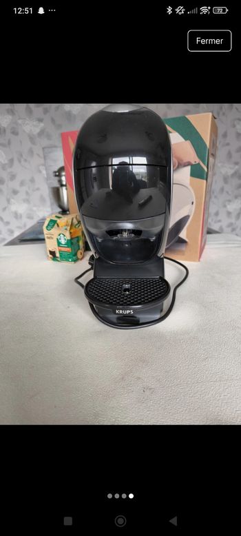 Cafetière dolce gusto  neo