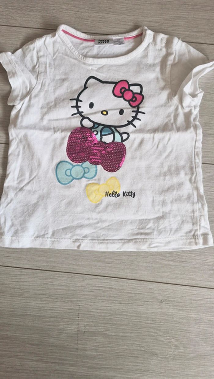 Lot de 4 t shirt 12 mois - photo numéro 4