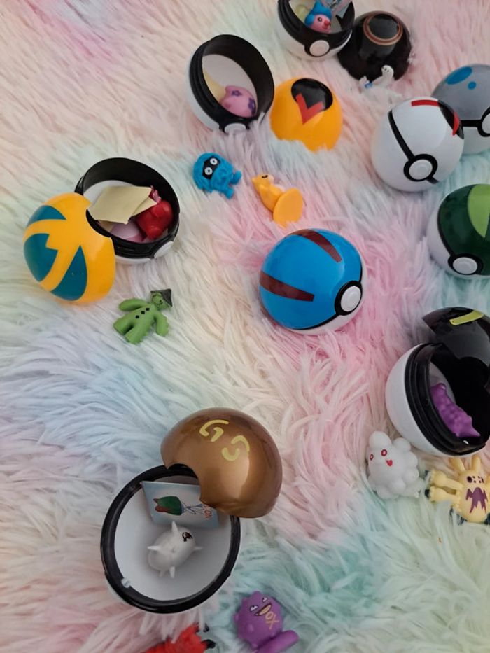 Lot de pokeball pokemon - photo numéro 2