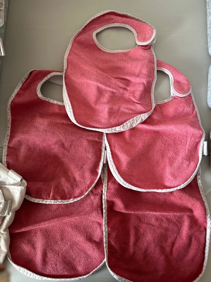 Lot de 5 bavoir - photo numéro 1