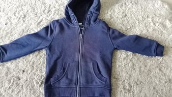 Sweat zippé à capuche taille 3-4 ans // 104 cm