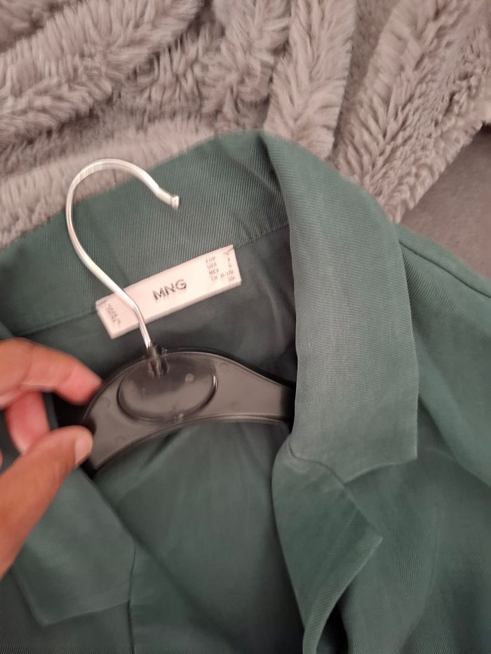 Robe verte foncé - photo numéro 5