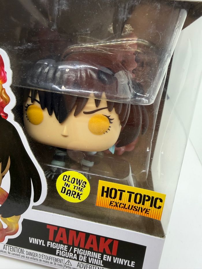 Funko Pop Fire Force Tamaki 983 GLOW Hot Topic 🇺🇸 - photo numéro 2