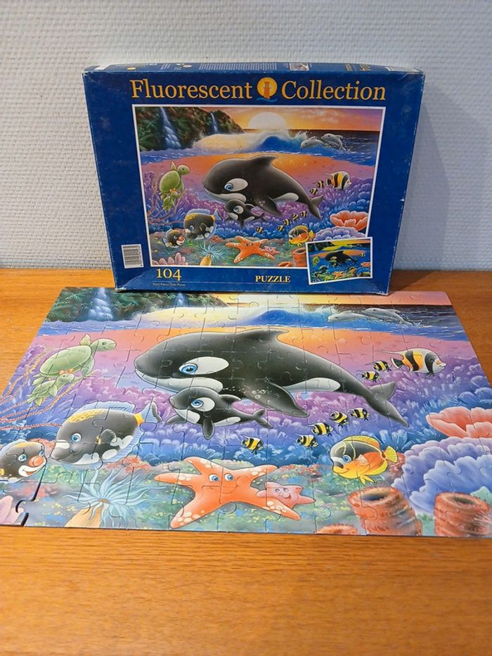 Fluorescent collection