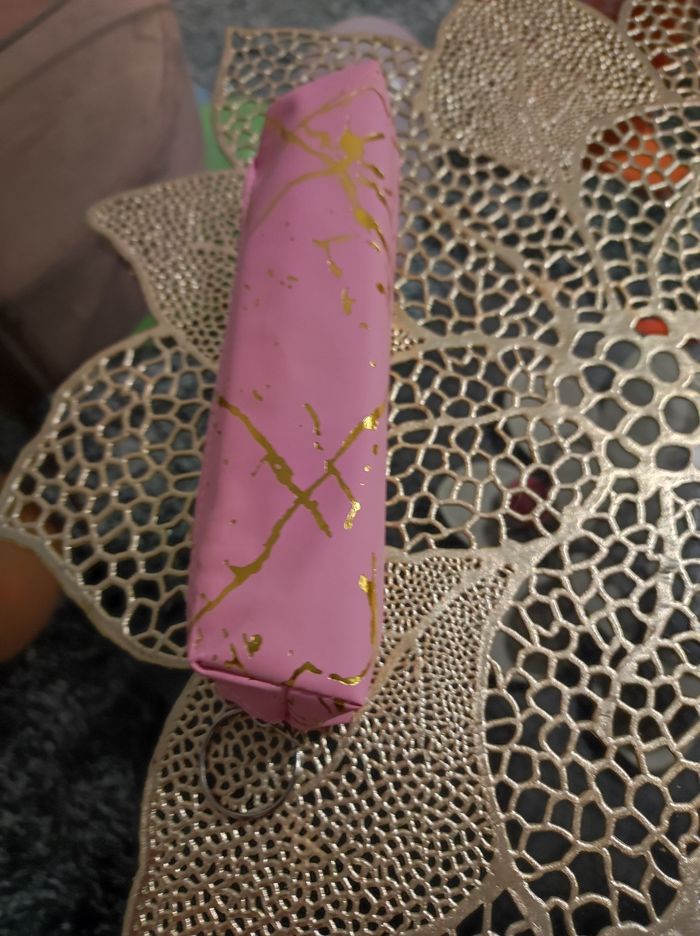 Jolie petite trousse rose et dorée - photo numéro 3