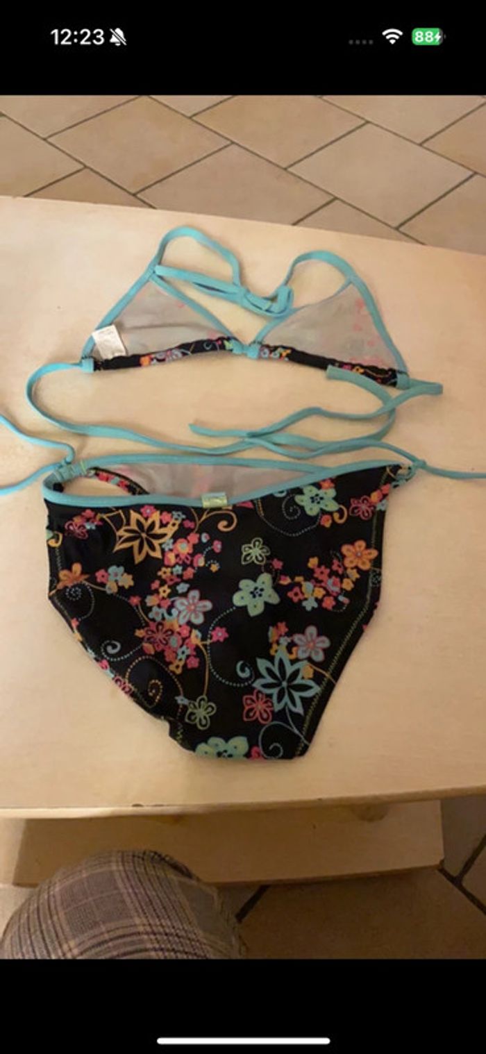 Bikini 12 ans - photo numéro 2