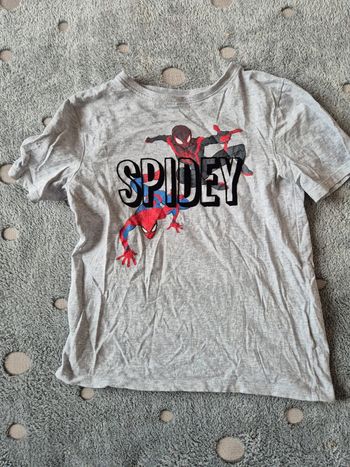 Tee-shirt 9 ans spidey 134 cm