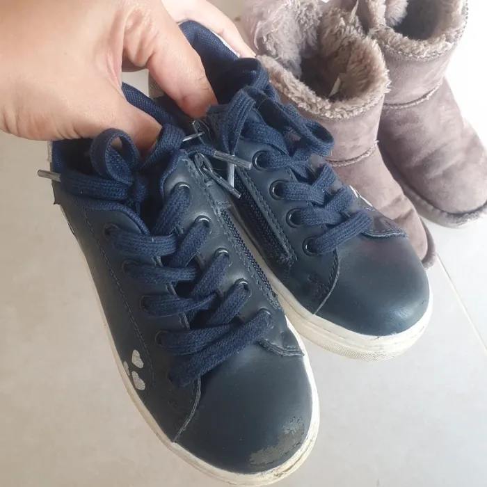 Lot 2 chaussures pointure 28 - photo numéro 3