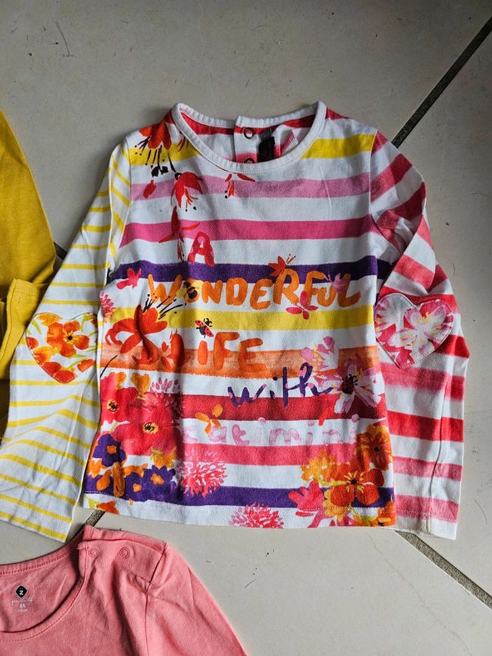 Lot t shirt  4 ans - photo numéro 4