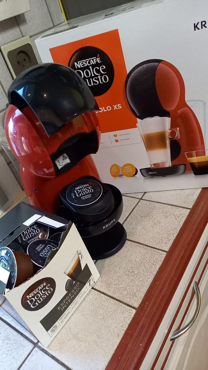 Troc Machine à Café Krups Dolce Gusto Mini Me Noire/anthracite