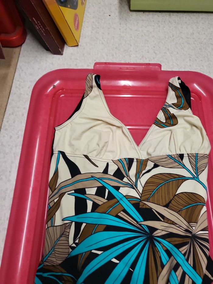 Maillot de bain femme 1 pièce taille 40 - photo numéro 2