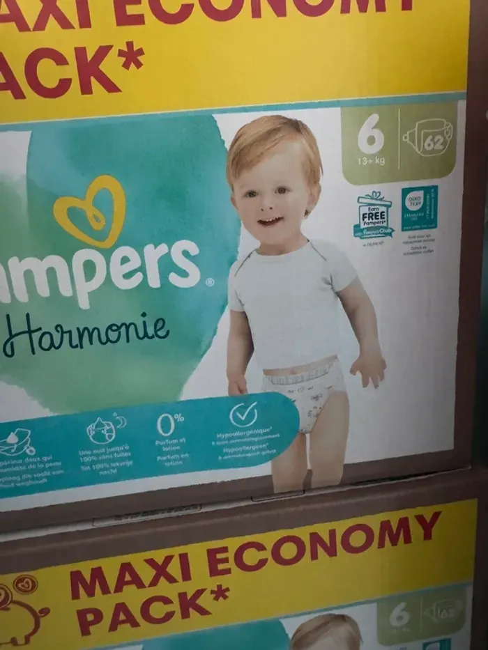 Lot de 2 cartons des couches Pampers harmonie taille 6 - photo numéro 2