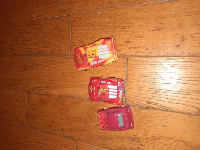 Lot de 3 voitures cars - photo numéro 2