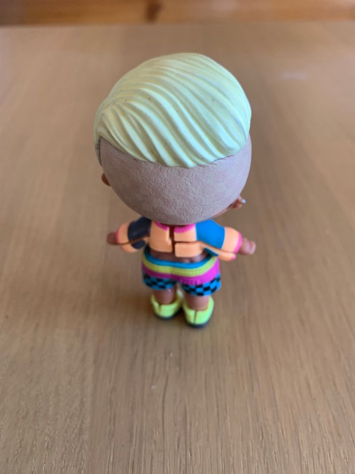 Poupée garçon Lol surprise - photo numéro 4