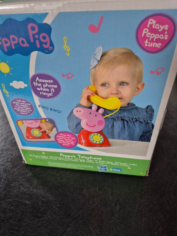 Téléphone en forme de Peppa Pig - photo numéro 2