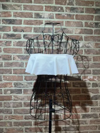 Haut Bikini blanc à volants Pull and Bear Taille M / 38