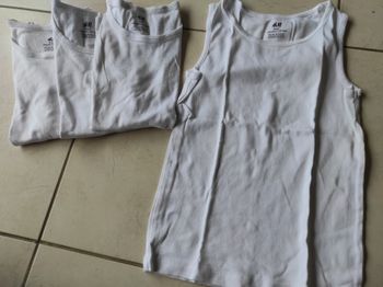 Lot de 4 débardeurs blancs 8-10 ans neuf