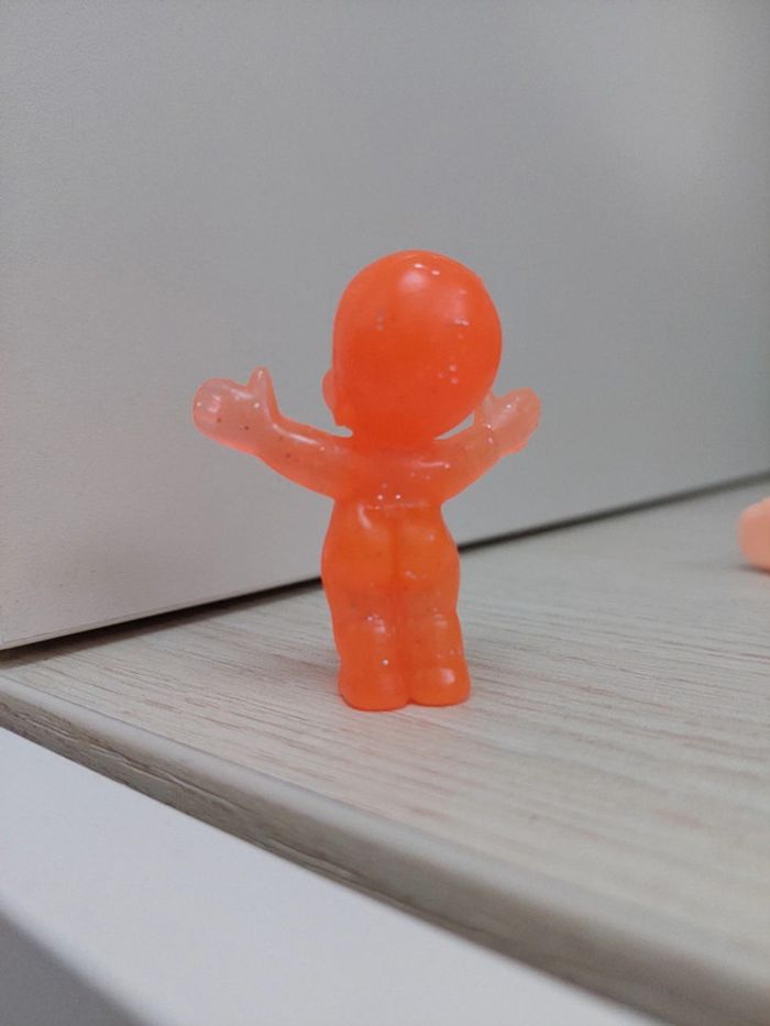 Figurine babies orange pailleté n°11 - photo numéro 2