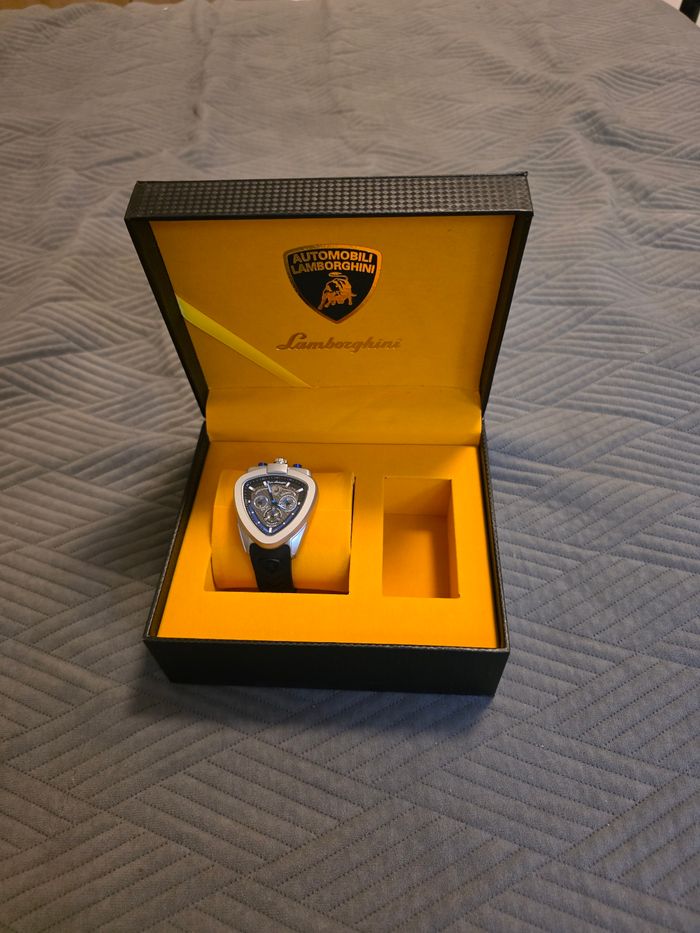 Montre Automobili Lamborghini avec coffret - photo numéro 1