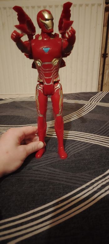 Vend figurine iron man collection titan hero series
