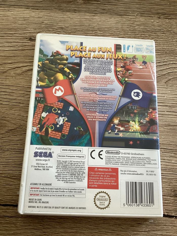 boîte Nintendo wii avec notice mario et sonic aux jeux olympiques Nintendo wii vendu sans le jeu - photo numéro 2
