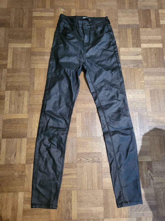 Magnifique pantalon xs effet cuire - photo numéro 5
