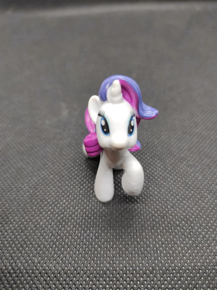 My Little Pony G4 blind bag wave 1 rarity #04 #20445 2010 #geektradeponeyg4 - photo numéro 4