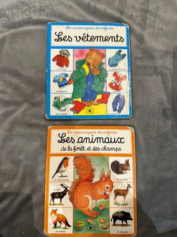 Lot deux livres imagerie vêtements et animaux