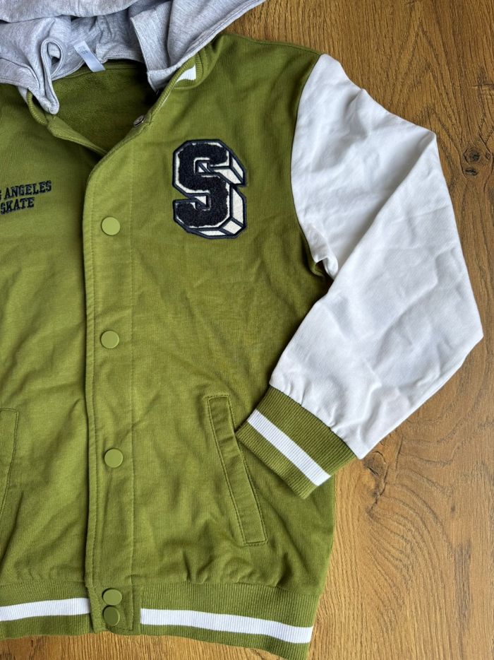 Veste sweat à capuche amovible verte kaki Idexe’ taille 8 ans –  petit défaut à la fermeture - photo numéro 2