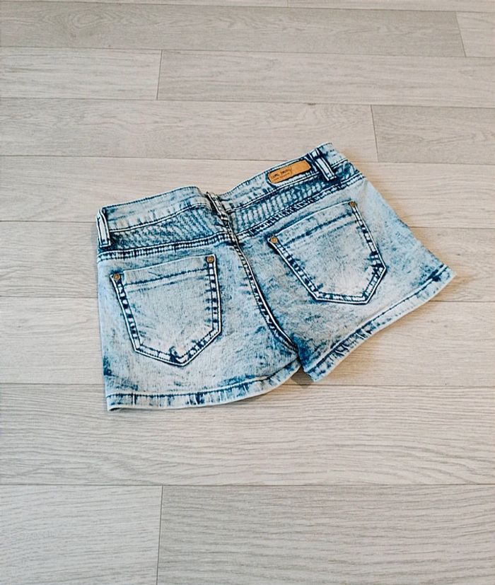 🌹Joli short en jean 🌹 - photo numéro 4