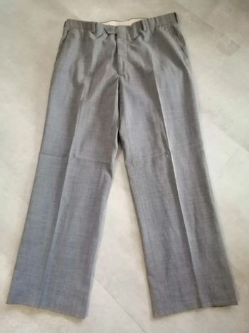 pantalon gris taille 48