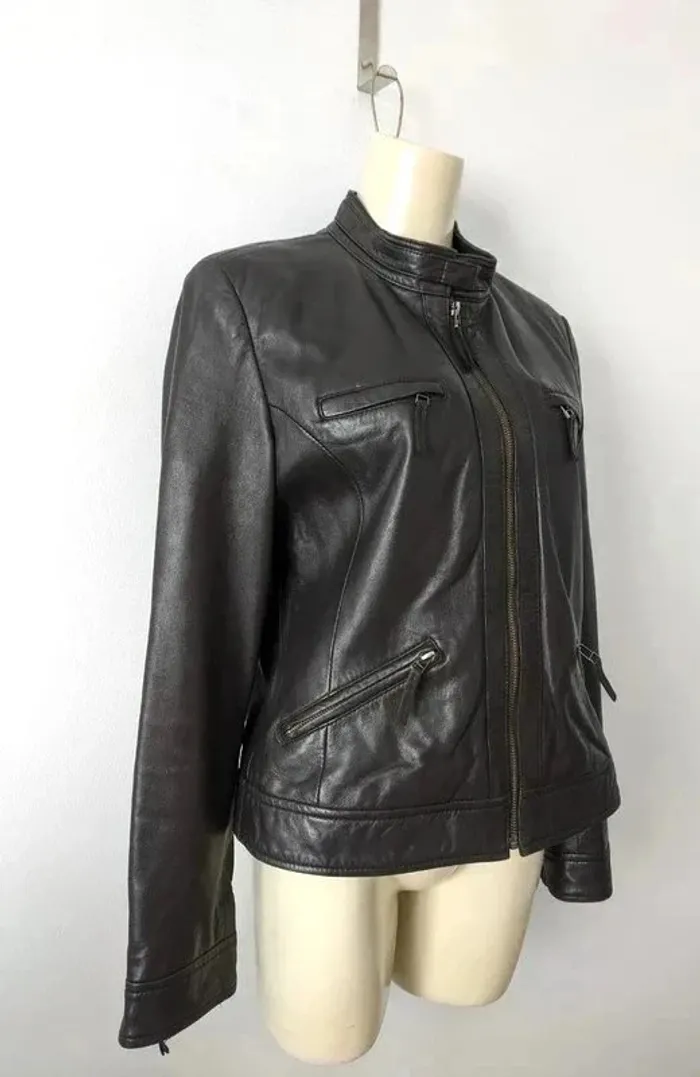 Veste zippée en cuir véritable - Saint Hilaire - taille 42 - photo numéro 2