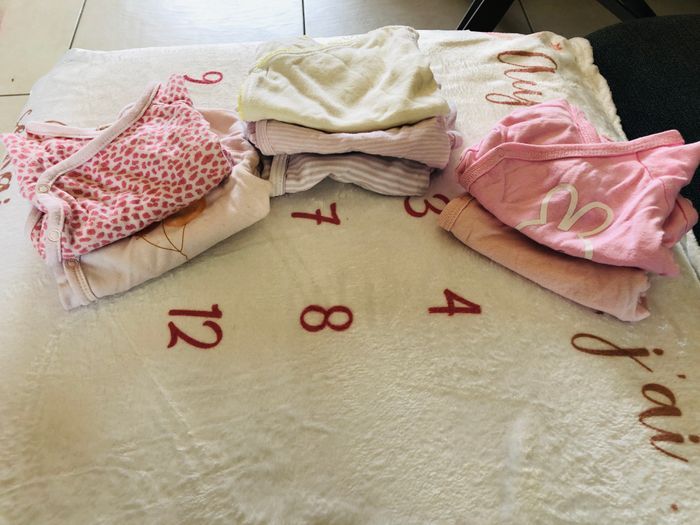 Lot de 7 bodies manche longue